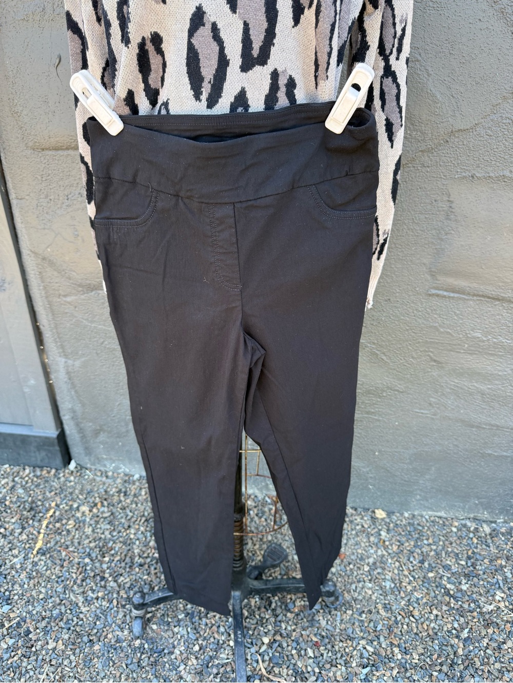 Ruby Road Black Petite Stretch Capri Pants
